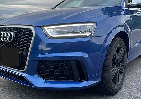 Audi RS Q3 2.5 TFSI quattro S tronic