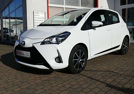 Toyota Yaris 1,5l Hybrid Team Deutschland 5JahreGaranti