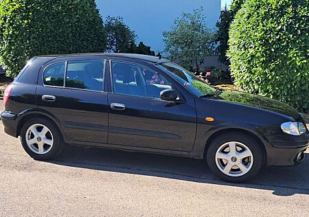 Nissan Almera , erst 57tkm