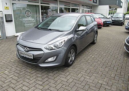 Hyundai i30 cw Navi, Rückfahrkamera, 8 fach, 57867 KM