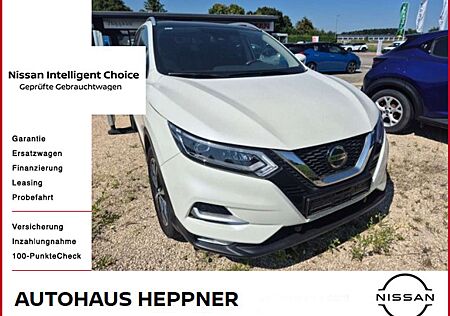 Nissan Qashqai 1.3 DIG-T 159PS N-Connecta Glasdach LED