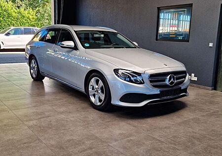 Mercedes-Benz E 200 d*Avantgarde*AHK*LED*Navi*SHZ*Euro 6