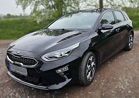 Kia Cee'd Ceed / Ceed 1.6 CRDi Spirit