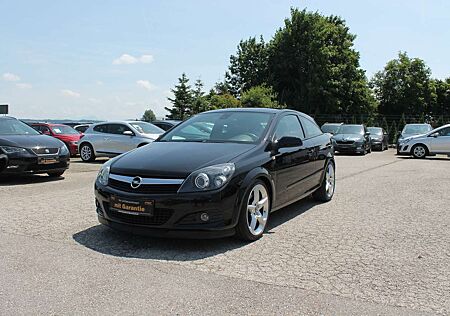 Opel Astra 1.6 TURBO RECARO KLIMA XENON PDC NAVI