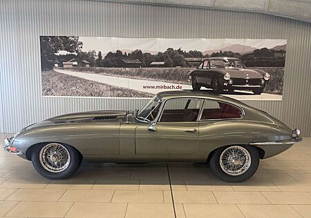 Jaguar E-Type 4.2 l Fixed Head Coupe