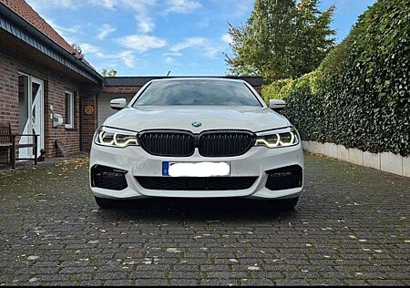 BMW 530 d xDrive M Sport Garantie, Komfortsitze, Voll