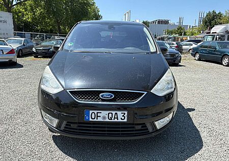 Ford Galaxy Ghia 7 Sitzer