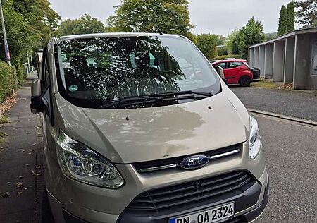 Ford Tourneo Custom 300 L1H1 VA Titanium