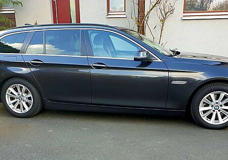 BMW 520d 520 5er Touring Diesel xDrive Touring Aut. Luxury Line