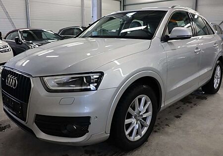 Audi Q3 2.0 TFSI quatt AHK Bi-Xenon Blis GRA PDC Sthz