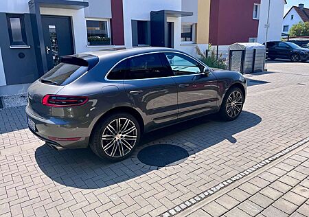 Porsche Macan S PDK