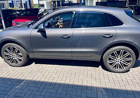 Porsche Macan S PDK