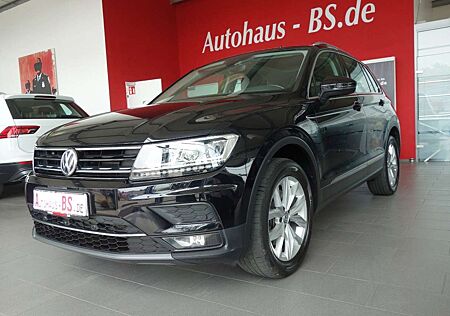 VW Tiguan Volkswagen Highline 4Motion,KameraNavLED,Panorama1Hd