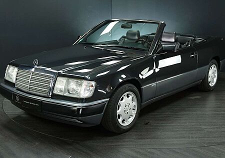 Mercedes-Benz 300 CE 24-V Sportline Cabrio