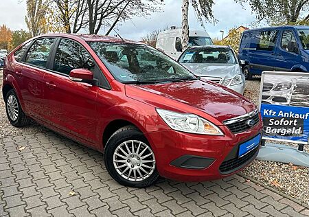 Ford Focus Lim. Style*2.HD*Klima*AHK*PDC*TÜV NEU