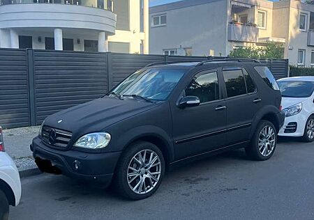 Mercedes-Benz ML 55 AMG