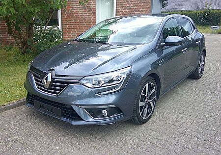 Renault Megane TCe 160 GPF EDC BOSE EDITION