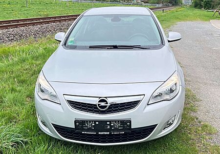 Opel Astra Edition,!TOP!,1.Hand,wenig KM,Garage,Nichtraucher