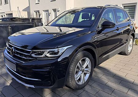 VW Tiguan Volkswagen 2.0 TDI SCR 4MOTION - Elegance - inkl. Garantie