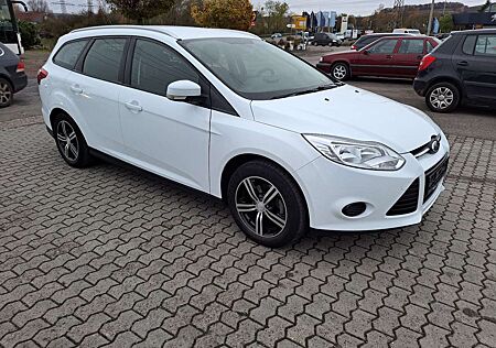 Ford Focus Turnier Trend**GARANTIE**