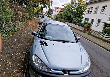 Peugeot 206 1.6 16V Automatik