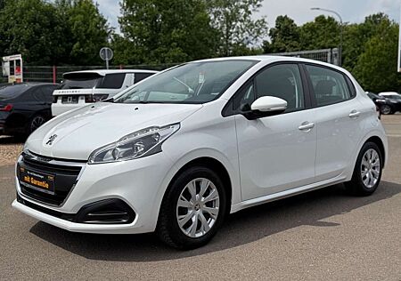 Peugeot 208 Active aus 1. Hand