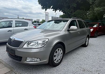 Skoda Octavia Combi Ambition*AHK*SITZHEIZUNG*TEMPOMAT