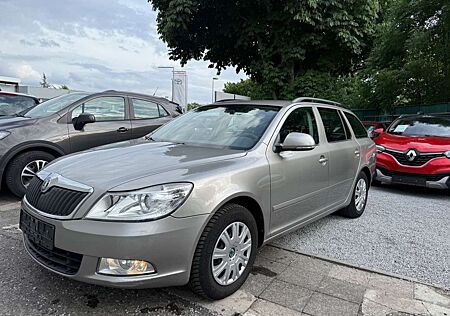 Skoda Octavia Combi Ambition*AHK*SITZHEIZUNG*TEMPOMAT