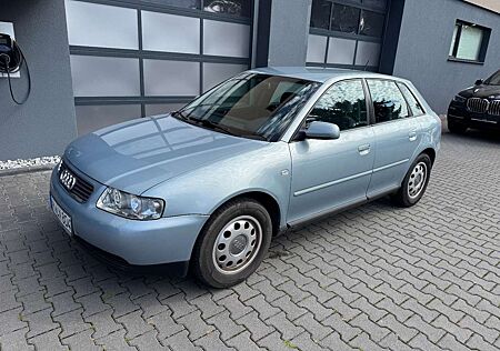 Audi A3 1.6 Ambiente