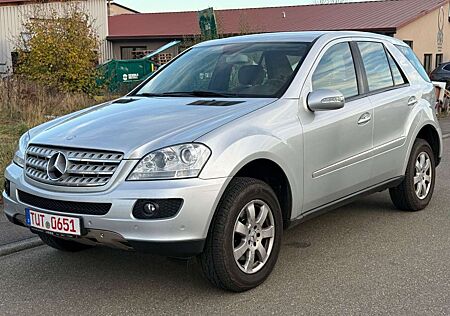Mercedes-Benz ML 280 CDI / 2. Hand / LEDER / AHK 3,5 t