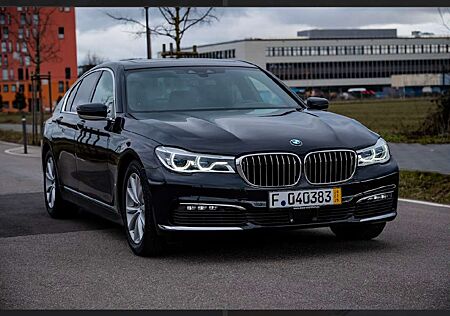 BMW 740i 740