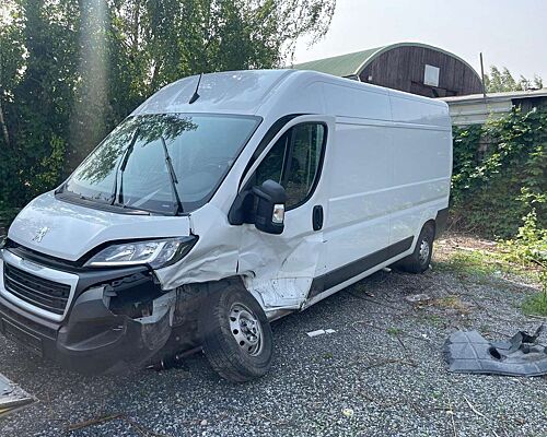 Peugeot Boxer 335 L3H2 BlueHDi 140 Stop,Unfall,Ohne Brief!