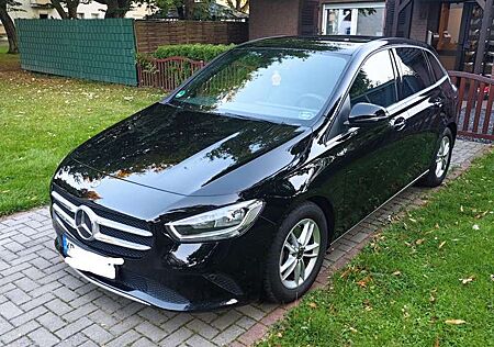 Mercedes-Benz B 200 d 8G-DCT Style