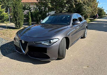 Alfa Romeo Giulia 2.2 Diesel AT8-Q4 Veloce
