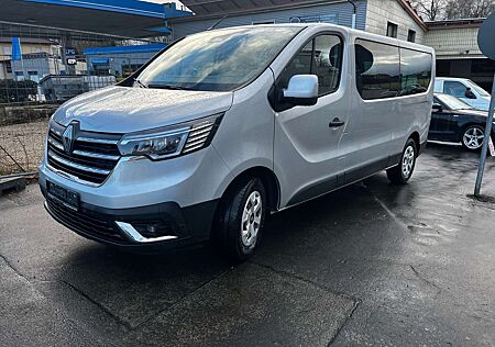 Renault Trafic L2H1 3,0t (8/9 Sitze) Life