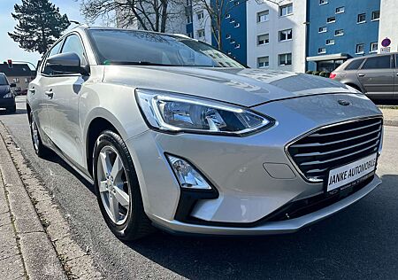 Ford Focus Cool/NAVI/Allwetterreifen/Scheckheft/Tüv Neu