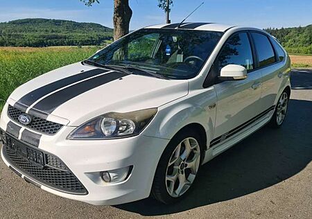 Ford Focus 2.5 ST Turbo Limo weiß 2.Hand TÜV 27