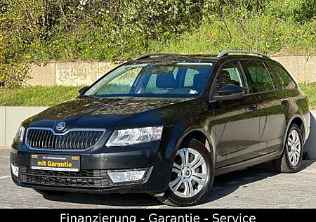 Skoda Octavia 1.6 TDI Combi/1 HAND/TÜV NEU/NAVI/PDC