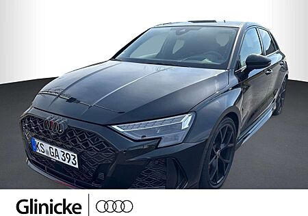 Audi RS3 2.5 TFSI quattro PANO, NAVI, RFK