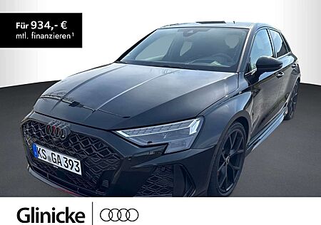 Audi RS3 2.5 TFSI quattro PANO, NAVI, RFK