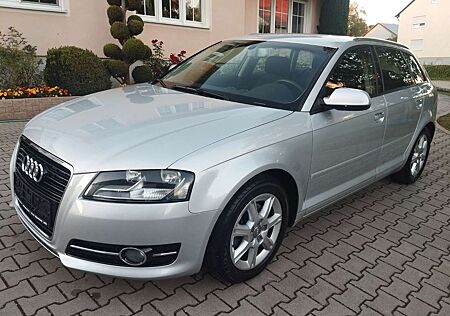 Audi A3 Sportback 1.4 TFSI Ambiente, DAB, S-Tronic