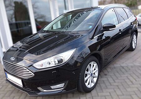 Ford Focus Turnier Titanium.Top Zst.
