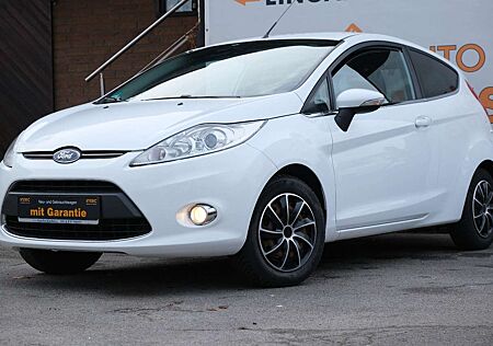 Ford Fiesta 1,25 Titanium PDC KLIMAAUTOMATIK 8 FACH