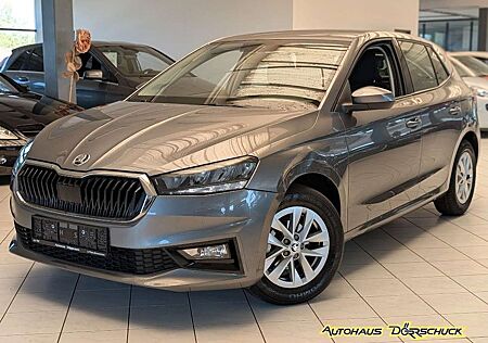 Skoda Fabia Ambition BT. CarPlay. 1 Hand.