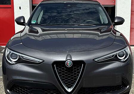 Alfa Romeo Stelvio 2.0 Turbo 16V AT8-Q4 Super
