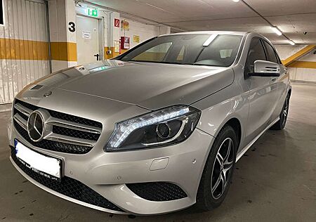 Mercedes-Benz A 180 (BlueEFFICIENCY)