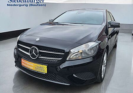 Mercedes-Benz A 180 BlueEfficiency Style **Sportsitze**