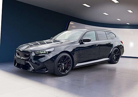 BMW M5 Touring DrivAssistPro Compound ParkPro FFC