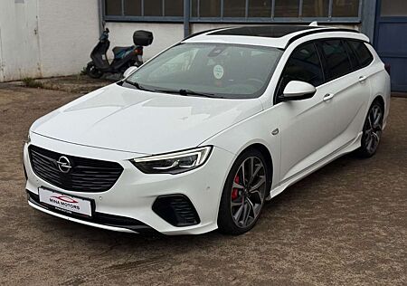 Opel Insignia Sports Tourer GSi 4x4