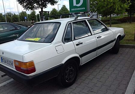 Audi 80